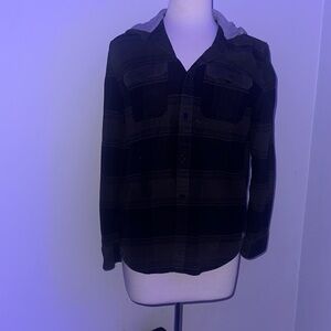 DG Men’s Medium Flannel Hooded Shirt